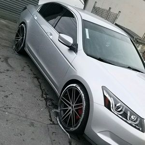 Meet your Posher, Adrian